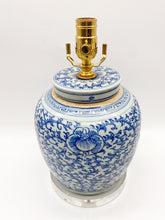 Load image into Gallery viewer, Blue/White Ginger Jar Lamp