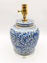 Load image into Gallery viewer, Blue/White Ginger Jar Lamp