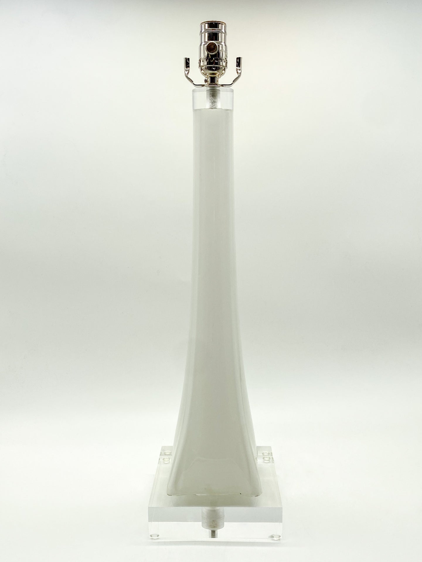 White Murano Stretched Vase Lamp