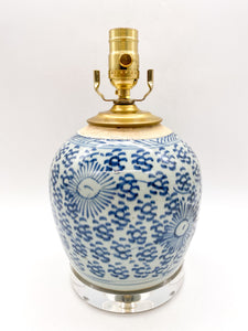 blue & white, antique ceramic, Chinese ceramic, handpainted ceramic, celadon, blue and celadon, acrylic base, blue, celadon, blue, white, oriental pattern, lamp, tablelamp, ginger jar
