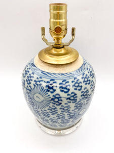 blue & white, antique ceramic, Chinese ceramic, handpainted ceramic, celadon, blue and celadon, acrylic base, blue, celadon, blue, white, oriental pattern, lamp, tablelamp, ginger jar
