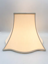 Load image into Gallery viewer, Synthetic Regal Square, 8", Egg