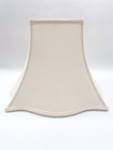 Load image into Gallery viewer, Synthetic Regal Square, 8", Egg