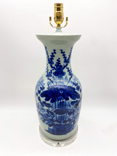 Blue-White-Floral-Print-Fish-Tail-Vase-Lamp.-19.5in.-tall-(to-harp-saddle)