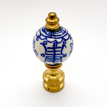 Load image into Gallery viewer, blue &amp; white finial, blue &amp; white, blue/white, blue and white, blue and white finial, porcelain finial, finials, porcelain finials, oriental finial, Chinese finial, asian finial, finial, finials, lampshade top, lampshade topper, lampshade finial, lamp finial