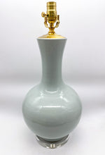 Load image into Gallery viewer, Long Neck Vase Table Lamp