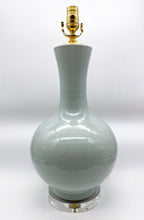 Load image into Gallery viewer, Long Neck Vase Table Lamp