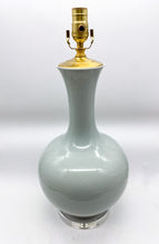 Load image into Gallery viewer, Long Neck Vase Table Lamp
