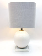 Load image into Gallery viewer, Delia Accent Lamp