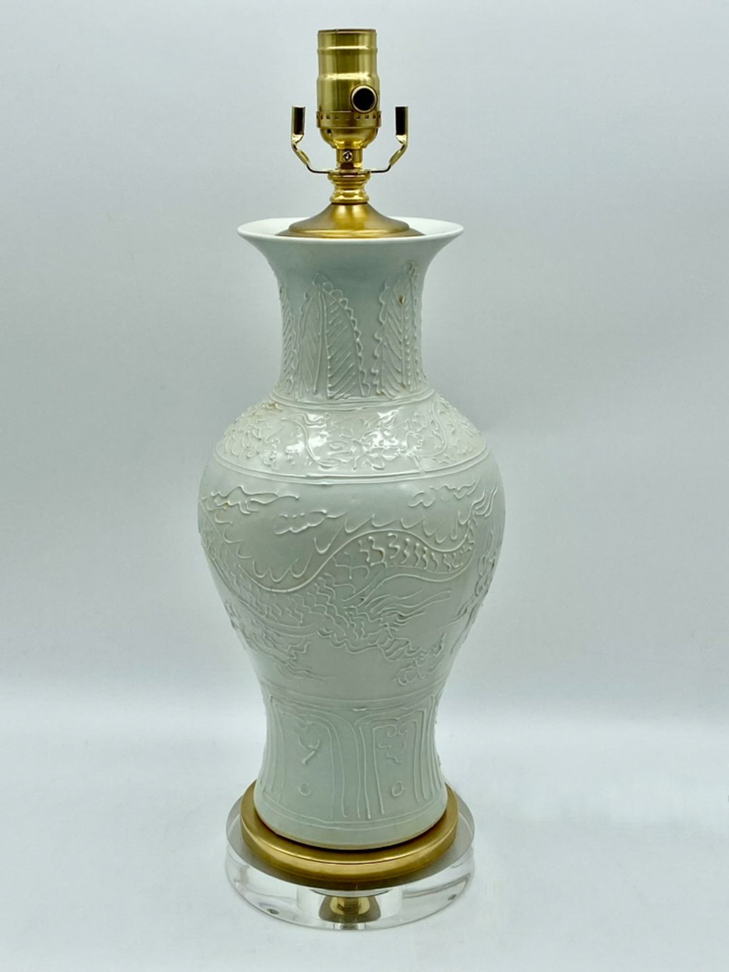 Dragon Relief Fish Tail Vase Lamp