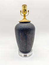 Load image into Gallery viewer, Ebony Vase Table Lamp