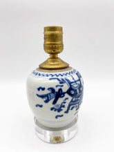 Load image into Gallery viewer, Vintage Blue/White Jar Lamps