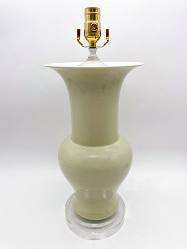 Wide Mouth Fish Tail Vase Lamp 17