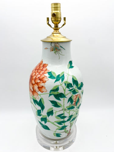 Floral Leaf Cut Neck Vase Lamp