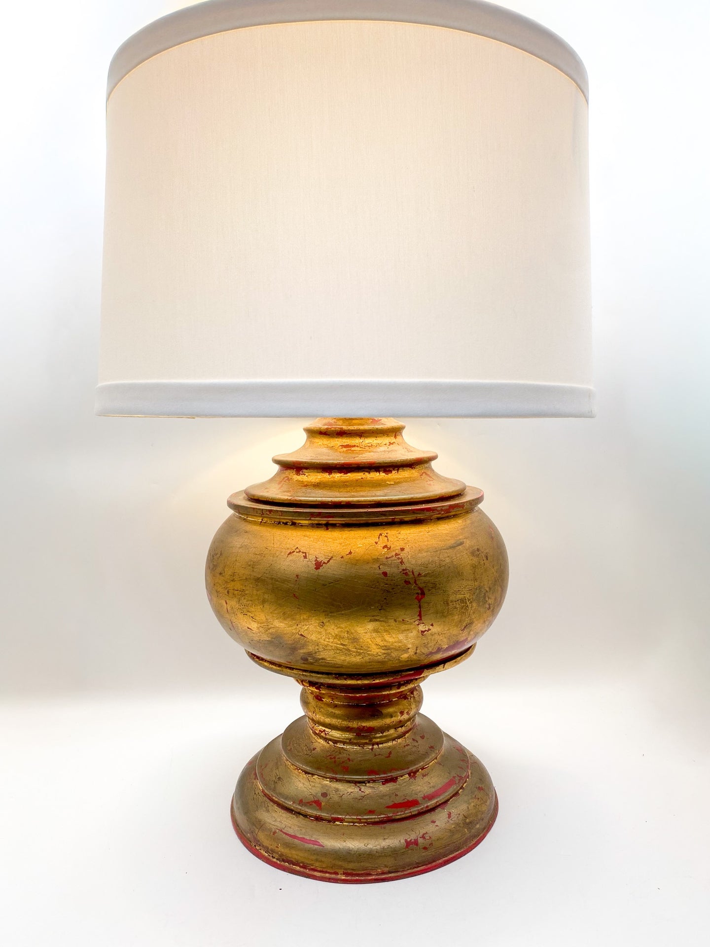 solid wood, gold lamp, gold leaf, gold leaf lamp, turned, carved, column lamp, lamps, lamps store, lighting store, Dallas lampshade store, Dallas lamps, interior design Dallas, lampshade store, lampshades Dallas, gold lamp
