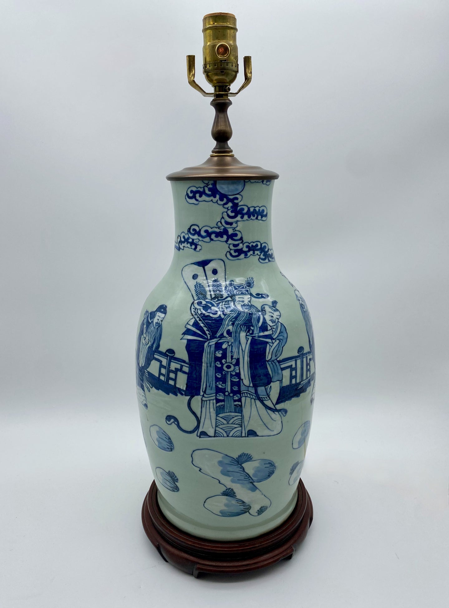 Blue/White-Cut-Neck-Vase-Lamp.-(19.5in.-tall-to-harp-saddle)