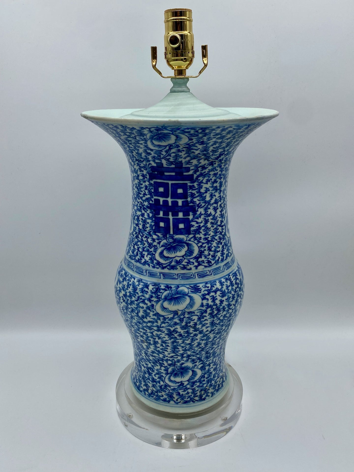Blue/White Happiness Vase Lamp. 18