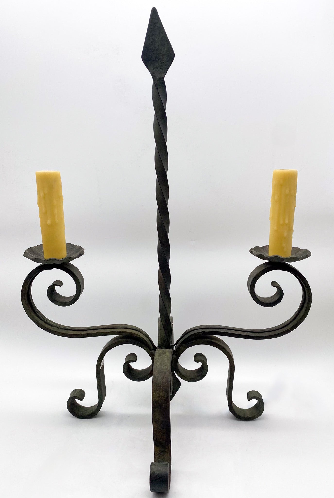 Iron Heavy Twist Twin Candle Table Lamp