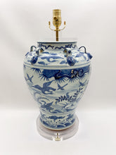 Load image into Gallery viewer, blue &amp; white, blue/white, blue and white, ceramic, ceramic vase, ceramic lamp, temple jar, acrylic base, Chinese ceramic, asian ceramic, ceramic table lamp, temple jar lamp