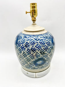 Medium Blue & White Melon Jar Table Lamp
