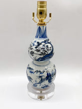 Load image into Gallery viewer, blue &amp; white, blue/white, blue and white, ceramic, ceramic vase, ceramic lamp, double gourd, acrylic base, Chinese ceramic, asian ceramic, ceramic table lamp