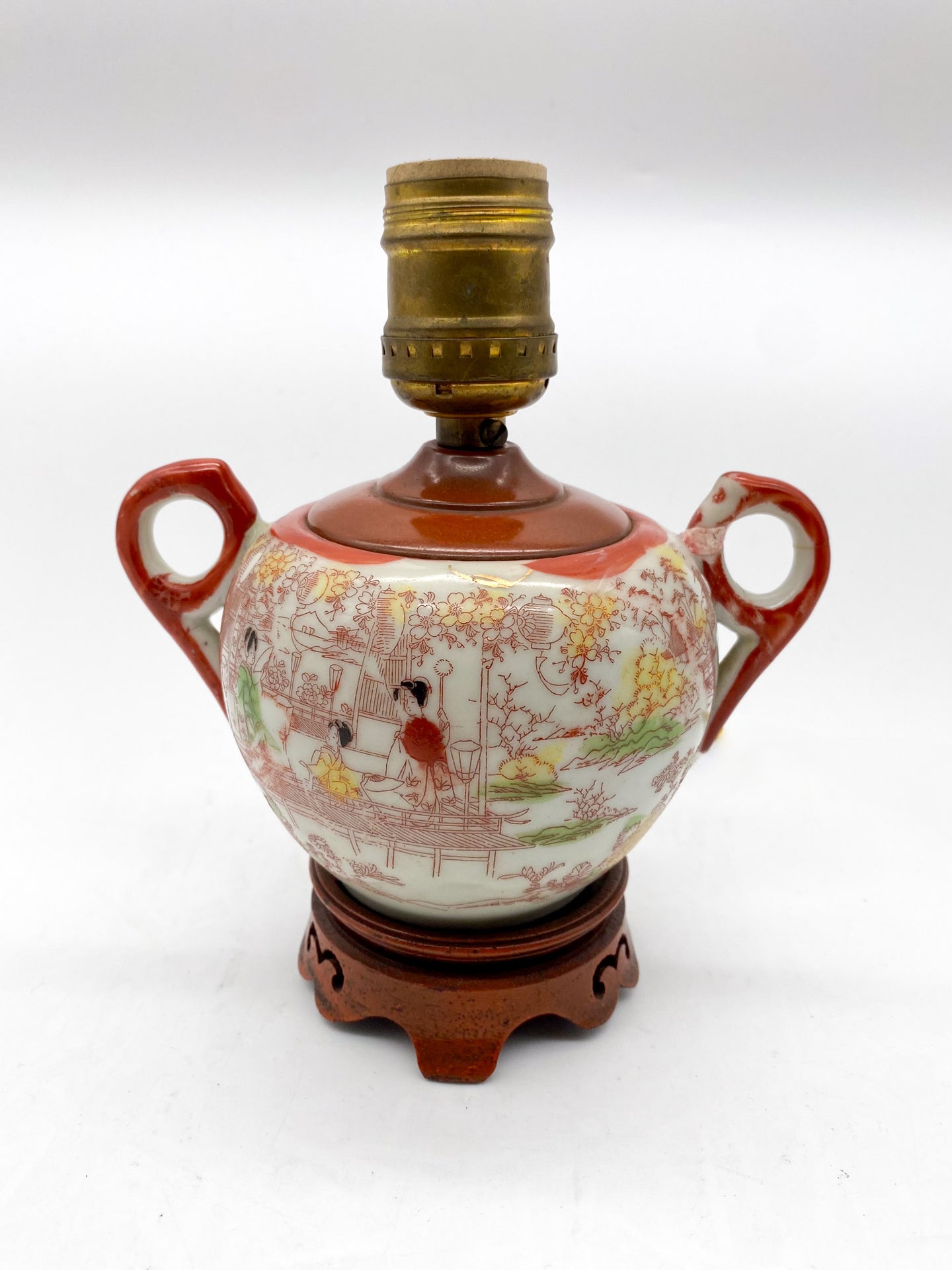 Miniature Oriental Oxblood Scenery Lamp