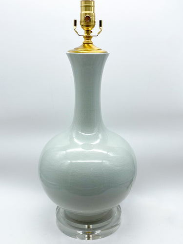 Off-White Crackle Vase Lamp, 18