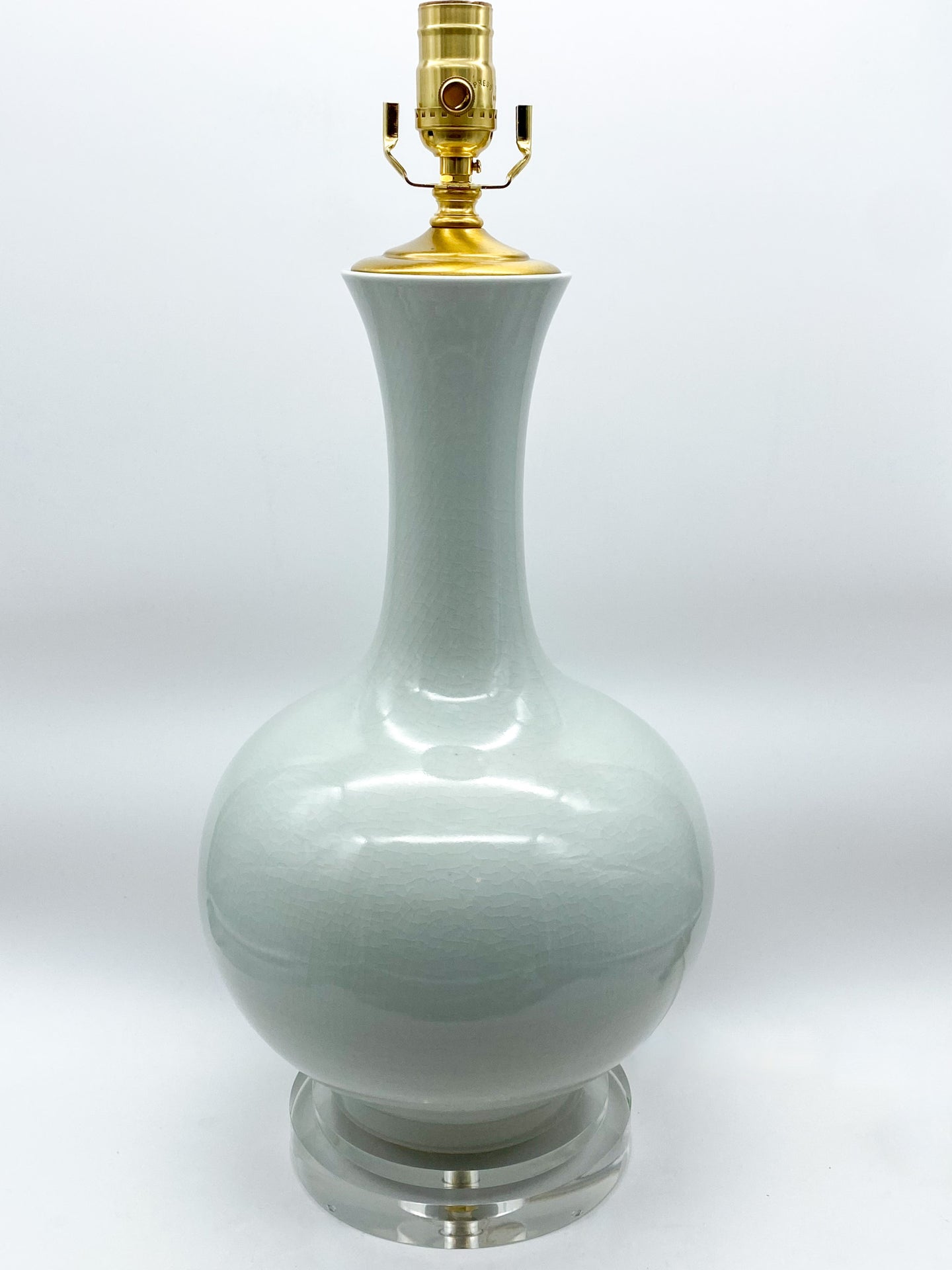 Off-White Crackle Vase Lamp, 18