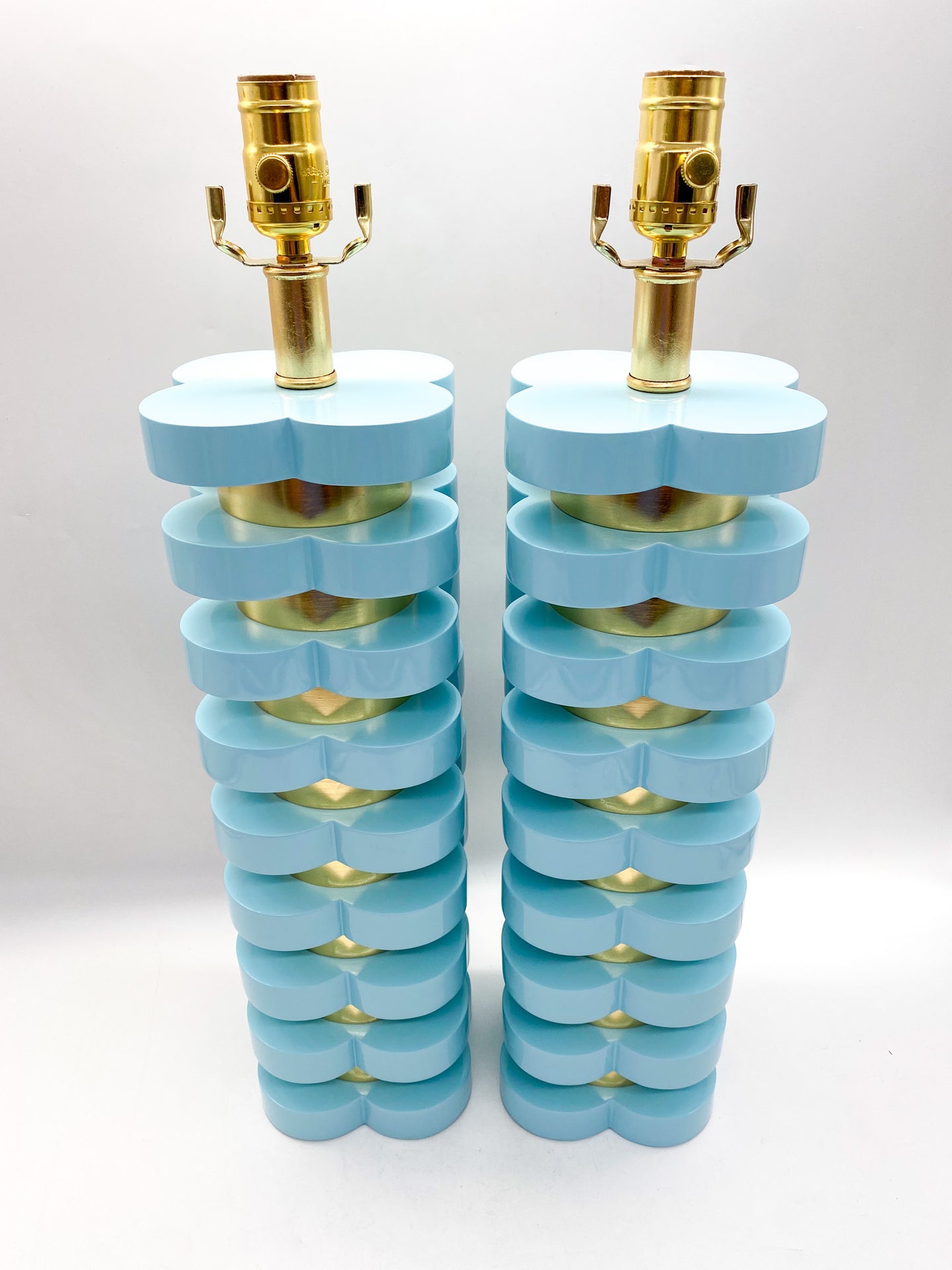 Quatrefoil Light Blue Lamp, 32