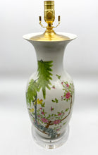 Load image into Gallery viewer, Vintage Chinese Vase Lamp