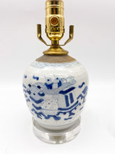 Load image into Gallery viewer, Vintage Blue/White Jar Lamp