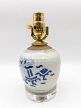 Load image into Gallery viewer, Vintage Blue/White Jar Lamp