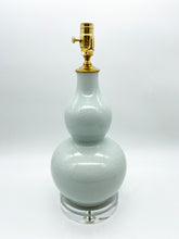 Load image into Gallery viewer, White Gourd Table Lamp