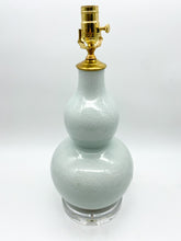 Load image into Gallery viewer, White Gourd Table Lamp