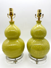 Load image into Gallery viewer, Yellow Crackle Double Gourd Lamp. 14&quot; tall (to harp saddle)